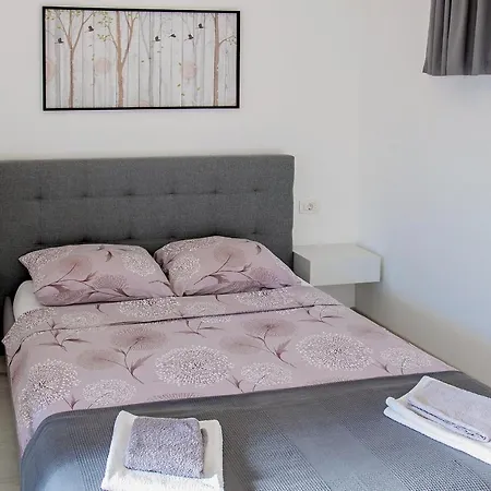 Stocic Apartman *