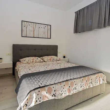 Stocic * Rogoznica (Sibenik-Knin)